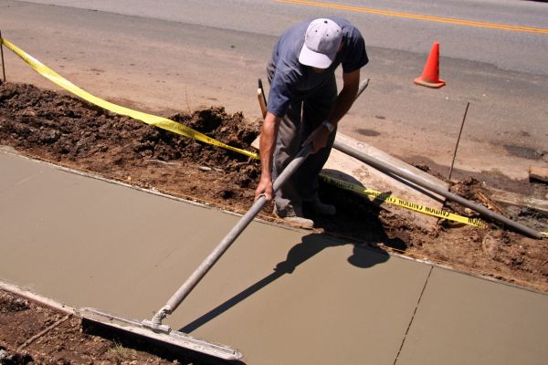 Sidewalk Cementing in Sherman