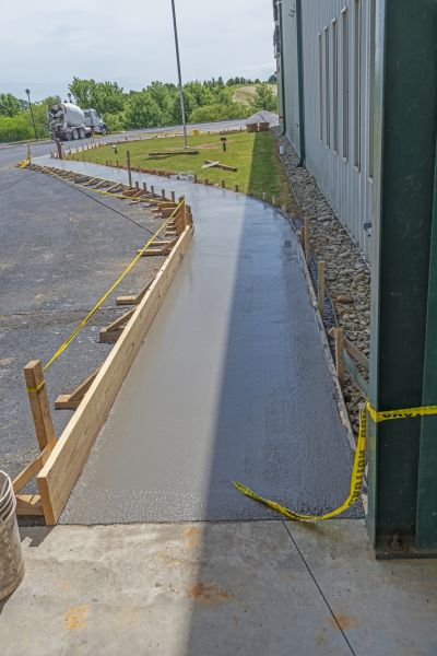 Cost of Concrete Sidewalk Paving in Sherman