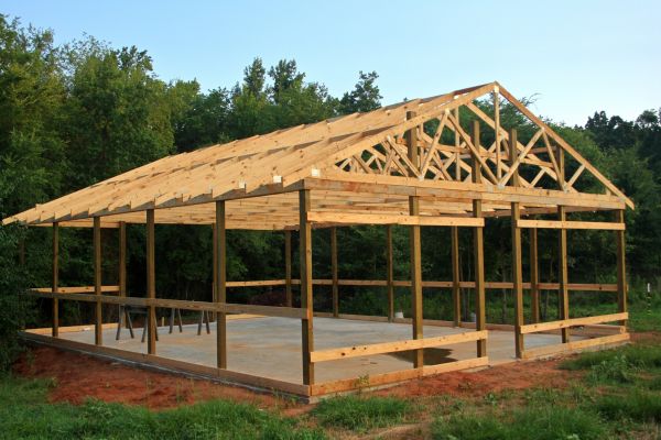 Barn Pad Installation in Sherman